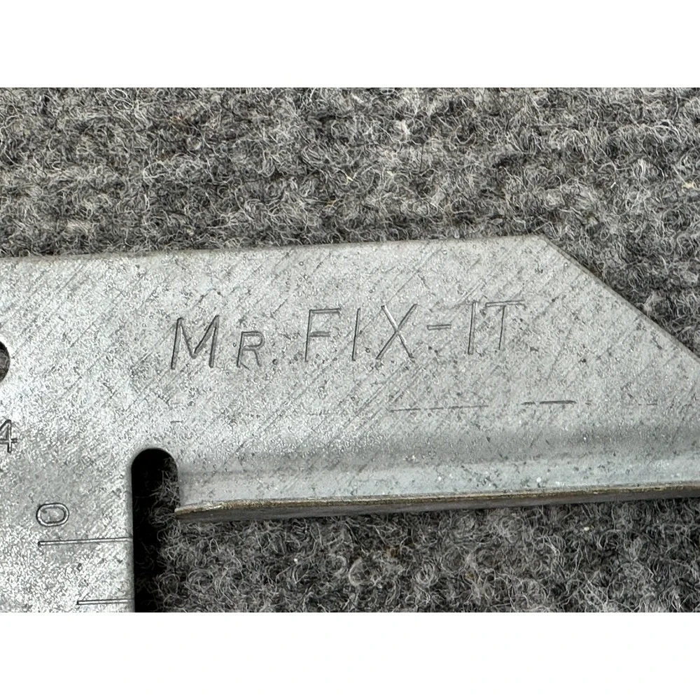Mr. Fix er Fixer vintage toy metal‎ tool chest box Handsaw saw straight edge R&S
